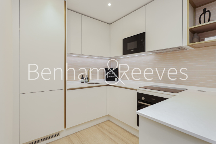 1  bedroom flat to rent in Quay Walk, Wembley HA0-image 2