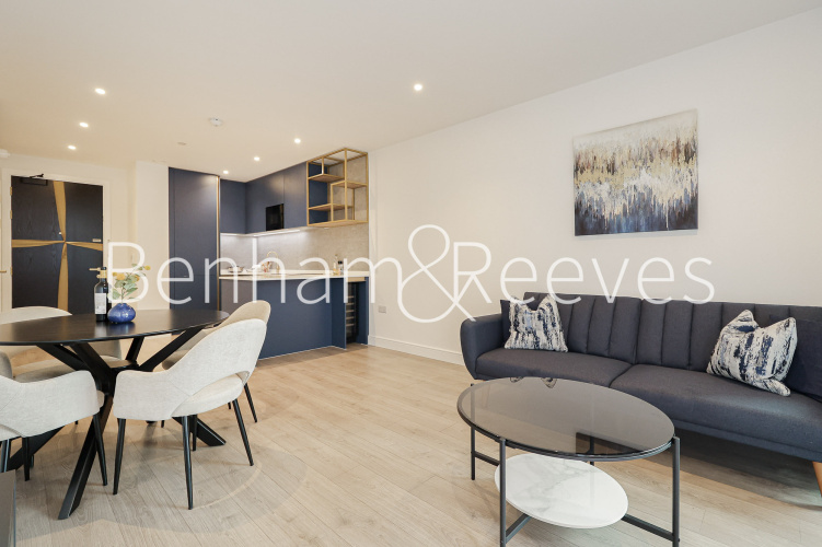1  bedroom flat to rent in Quay Walk, Grand Union, Wembley, HA0-image 1