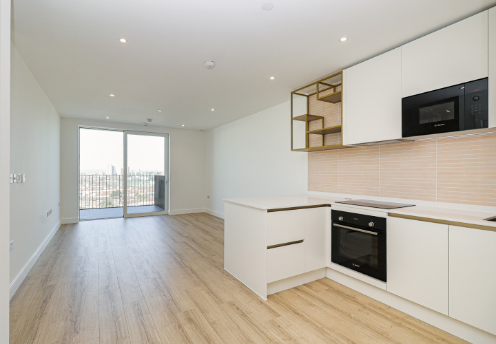 1  bedroom flat to rent in Quay Walk, Grand Union, HA0-image 3