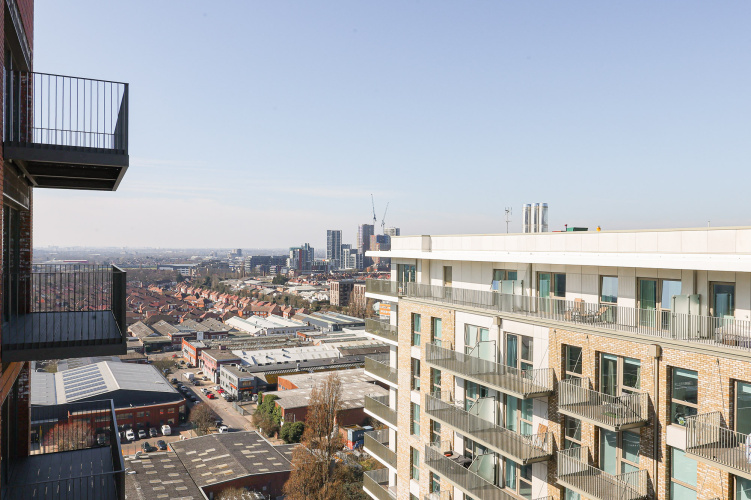 1  bedroom flat to rent in Quay Walk, Grand Union, HA0-image 7