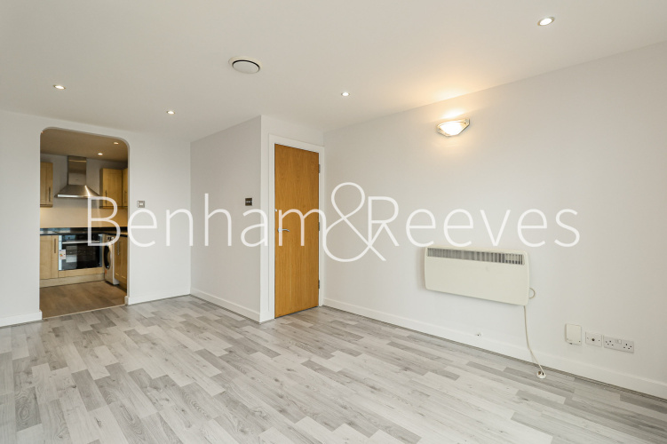 2  bedrooms flat to rent in Lyon Road, Harrow, HA1-image 8