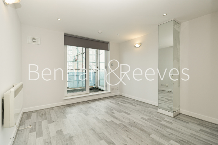 2  bedrooms flat to rent in Lyon Road, Harrow, HA1-image 14