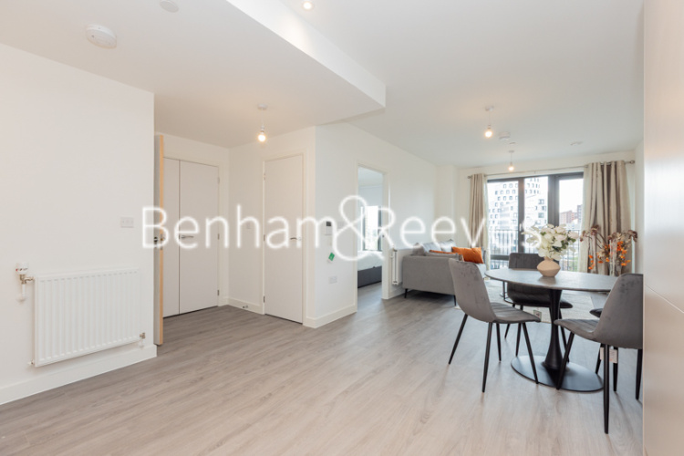 1  bedroom flat to rent in Brook Avenue, Wembley Park, HA9-image 11