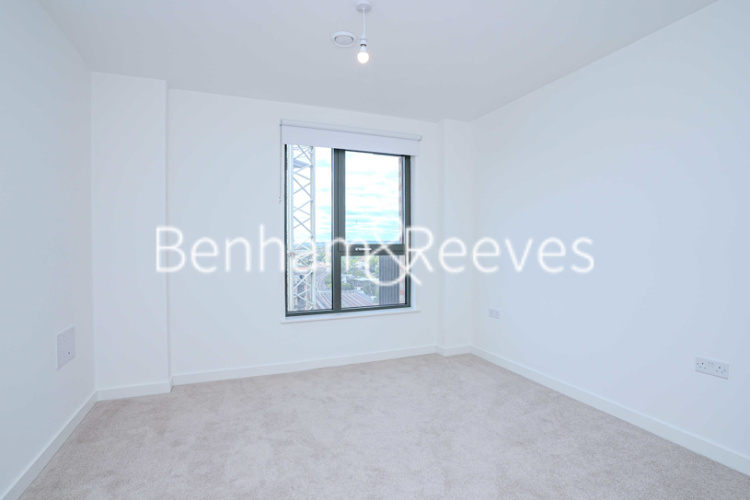 1  bedroom flat to rent in Brook Avenue, Wembley Park, HA9-image 3