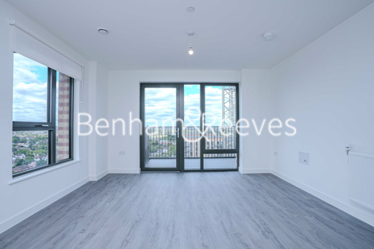 1  bedroom flat to rent in Brook Avenue, Wembley Park, HA9-image 13