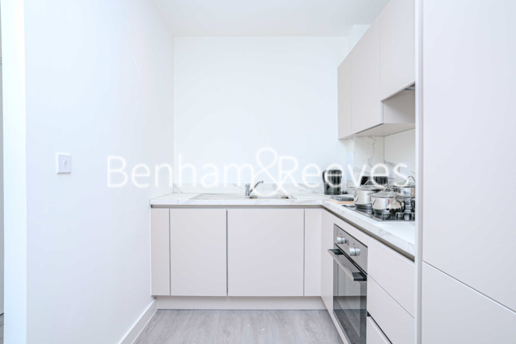 1  bedroom flat to rent in Brook Avenue, Wembley Park, HA9-image 8