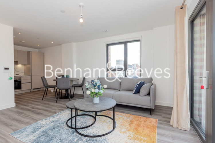 1  bedroom flat to rent in Brook Avenue, Wembley Park, HA9-image 1