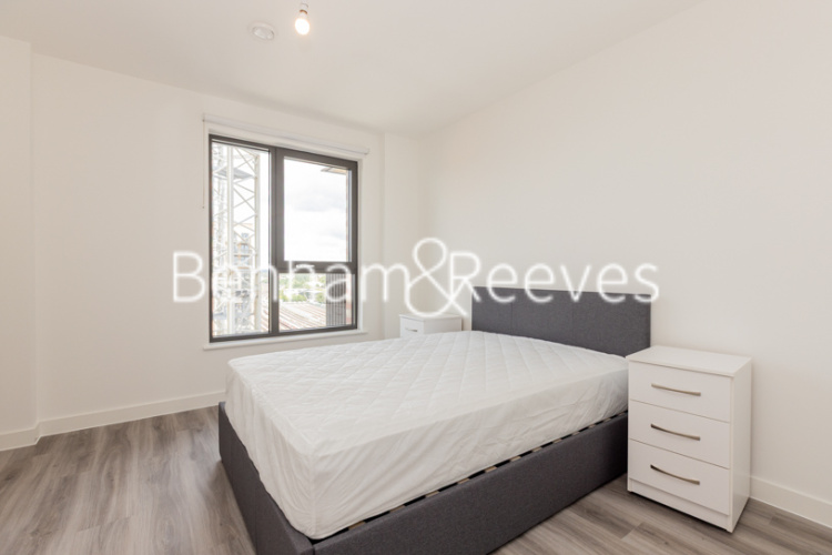 1  bedroom flat to rent in Brook Avenue, Wembley Park, HA9-image 9
