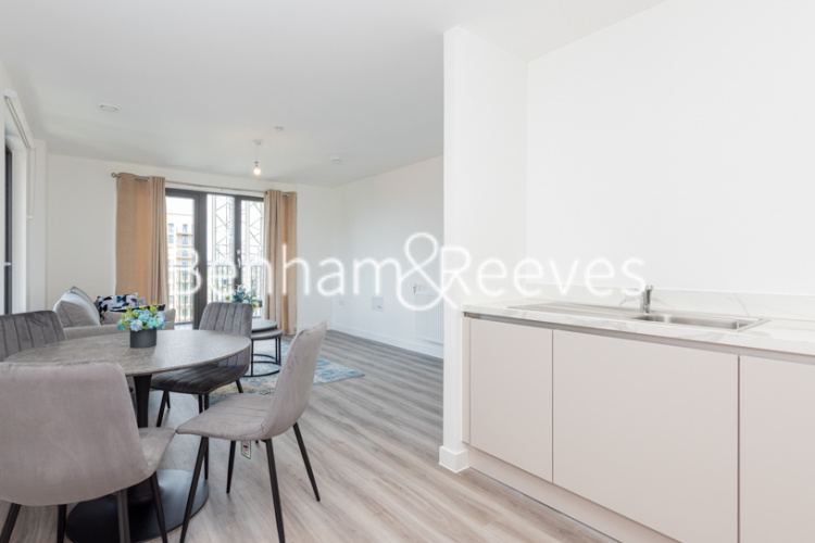 1  bedroom flat to rent in Brook Avenue, Wembley Park, HA9-image 11