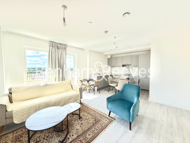 2  bedrooms flat to rent in Donovan Way, Harrow, HA1-image 1