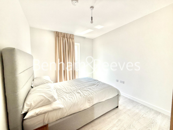2  bedrooms flat to rent in Donovan Way, Harrow, HA1-image 8