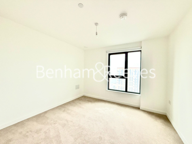 2  bedrooms flat to rent in Brook Avenue, Wembley Park, HA9-image 4
