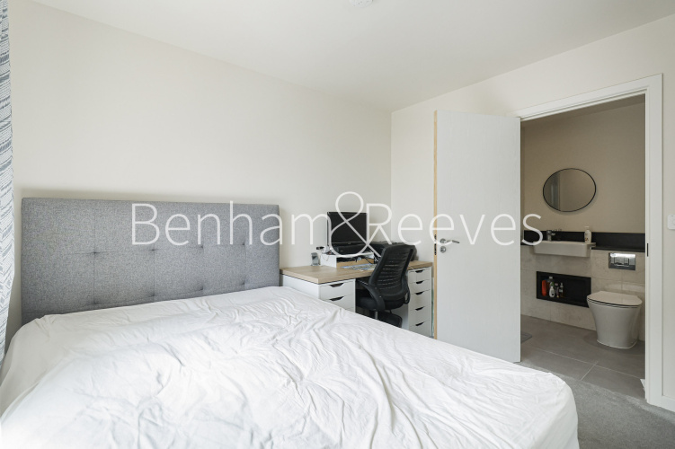 2  bedrooms flat to rent in Meadowview Close, Harrow, HA1-image 16