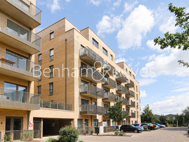 2  bedrooms flat to rent in Meadowview Close, Harrow, HA1-image 25