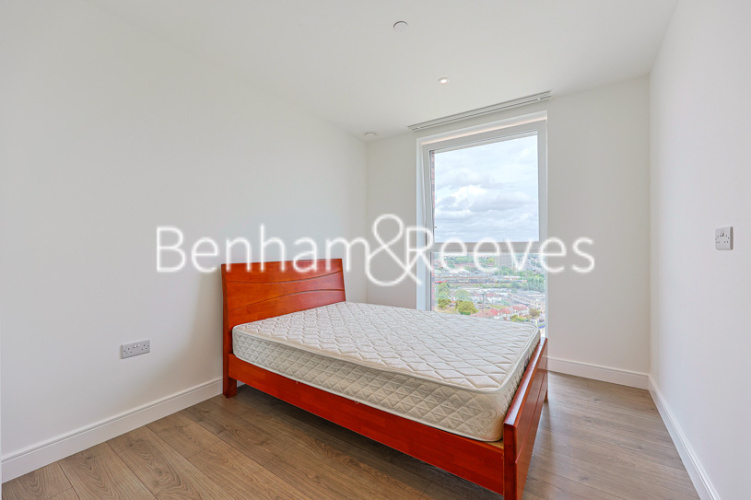 2  bedrooms flat to rent in Quay Walk, Wembley, HA0-image 3