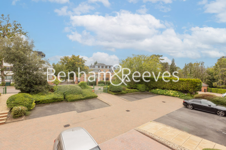 3  bedrooms flat to rent in Eastbury Avenue, Northwood, HA6-image 6