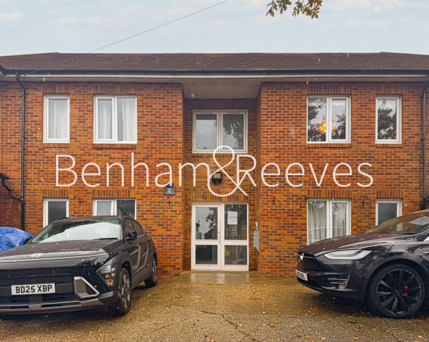 3  bedrooms flat to rent in Wood End Road, Wembly, HA1-image 5