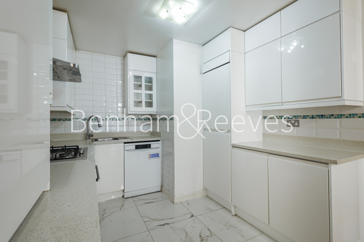 3  bedrooms flat to rent in Wood End Road, Wembly, HA1-image 7