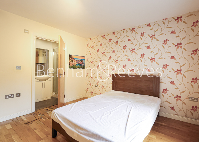 3  bedrooms flat to rent in Wood End Road, Wembly, HA1-image 15