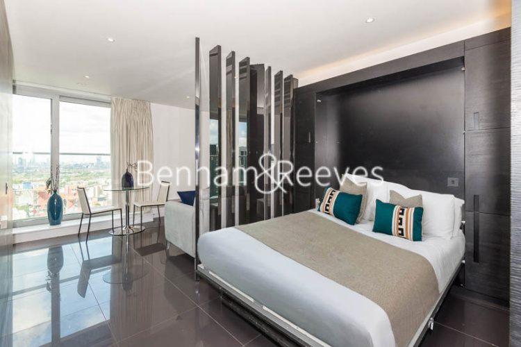 Studio flat to rent in Pan Peninsula West, Canary Wharf, E14-image 4