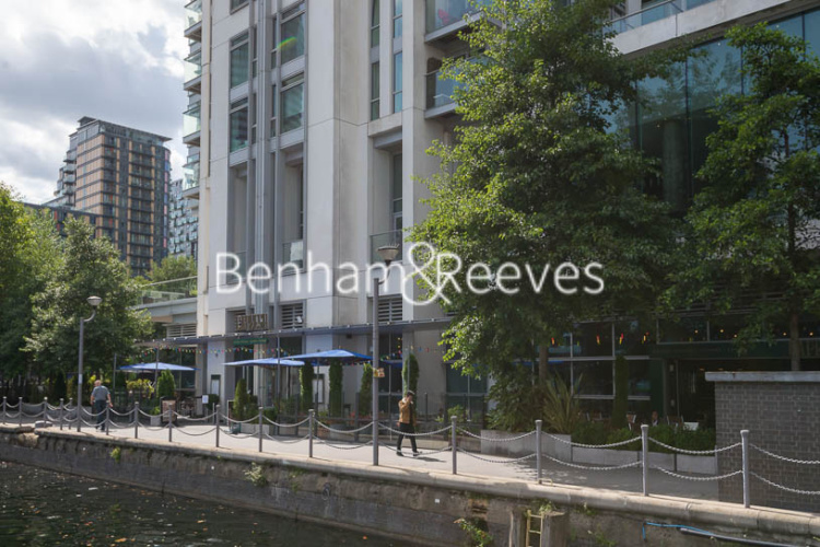Studio flat to rent in Pan Peninsula West, Canary Wharf, E14-image 12