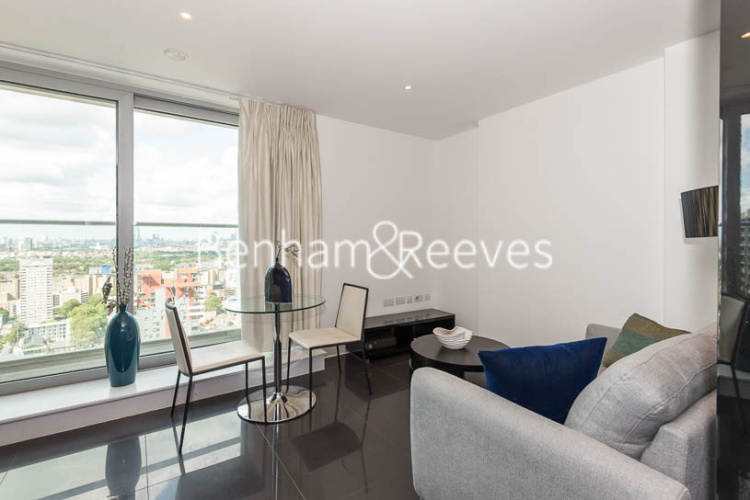 Studio flat to rent in Pan Peninsula West, Canary Wharf, E14-image 15