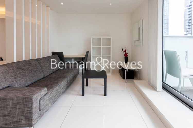 Studio flat to rent in Pan Peninsula Square, Canary Wharf, E14-image 6