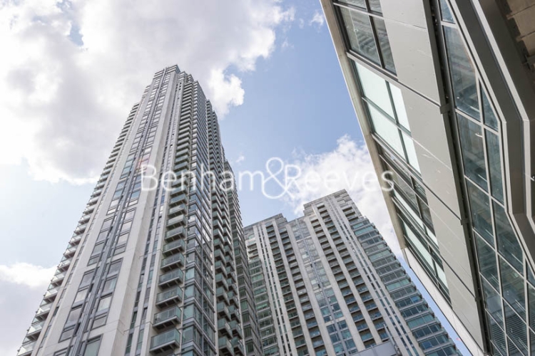 2 bedrooms flat to rent in Pan Peninsula Square, Canary Wharf, E14-image 5