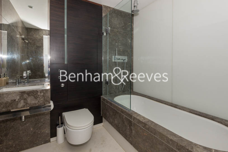 1  bedroom flat to rent in Pan Peninsula West Tower, Canary Wharf, E14-image 4