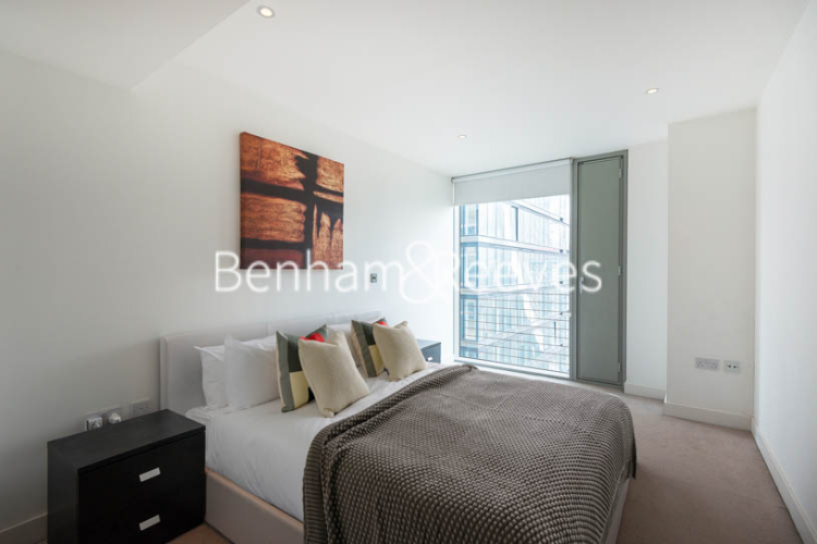 1 bedroom flat to rent in Marsh Wall, Canary Wharf, E14-image 9