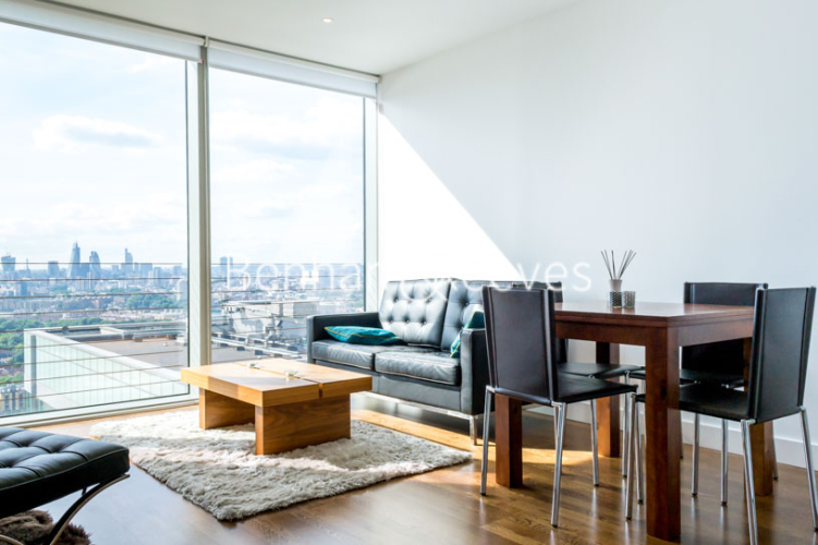 1  bedroom flat to rent in Marsh Wall, Canary Wharf, E14-image 1