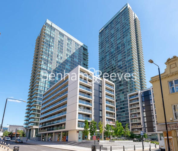 2 bedrooms flat to rent in Landmark East, Marsh Wall, E14-image 8