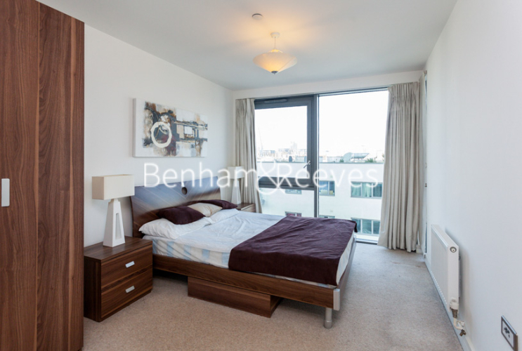 2  bedrooms flat to rent in Aqua Vista Square, Bow, E3-image 4