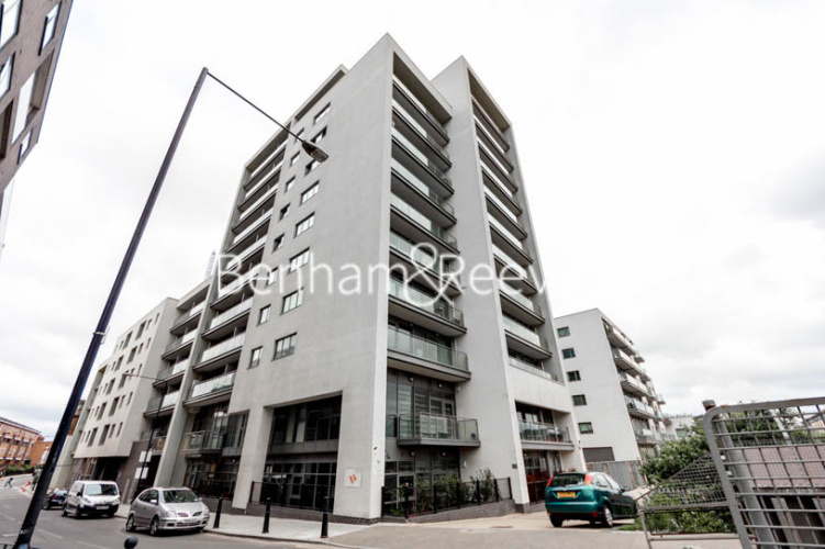 2 bedrooms flat to rent in Aqua Vista Square, Canary Wharf, E3-image 9