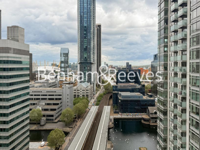 1  bedroom flat to rent in Pan Peninsula Square, Canary Wharf, E14-image 10