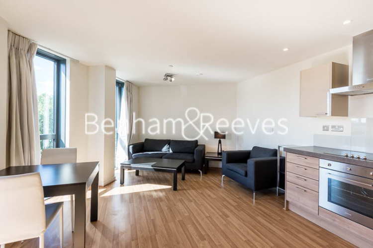 1  bedroom flat to rent in Matchmakers, Homerton, E9-image 1