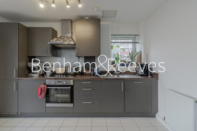 2  bedrooms flat to rent in Wallwood Street, Canary Wharf, E14-image 8