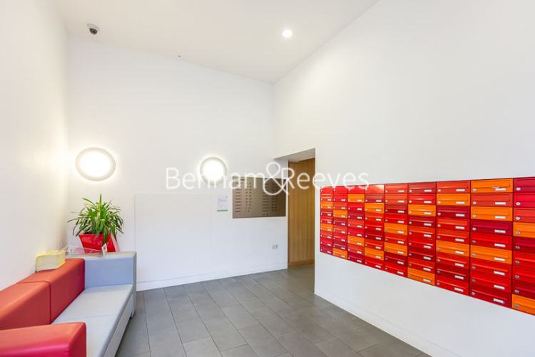 1  bedroom flat to rent in Vermillion, Barking Road, E16-image 6
