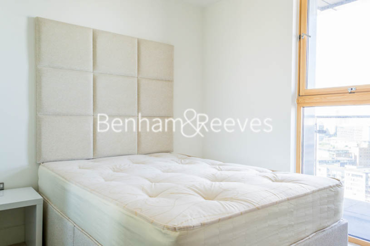 2  bedrooms flat to rent in Province Square, Canary Wharf, E14-image 7