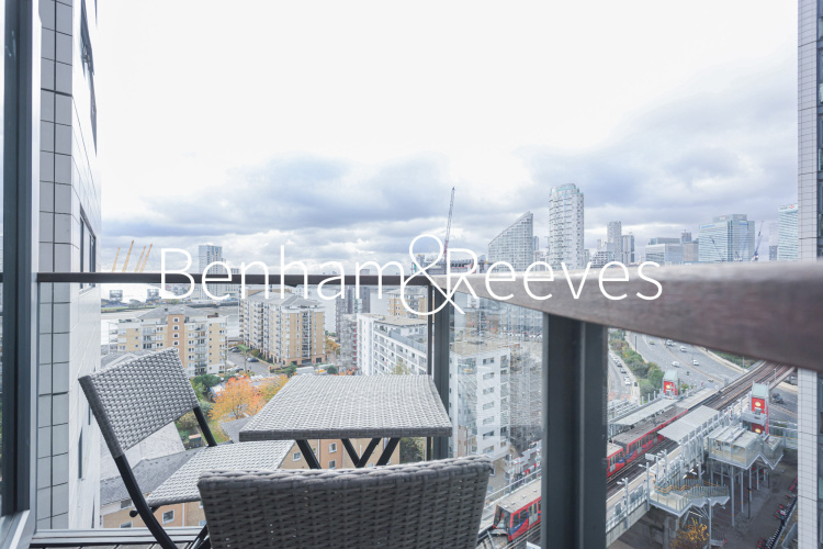 1  bedroom flat to rent in Proton Tower, Blackwall Way, E14-image 14