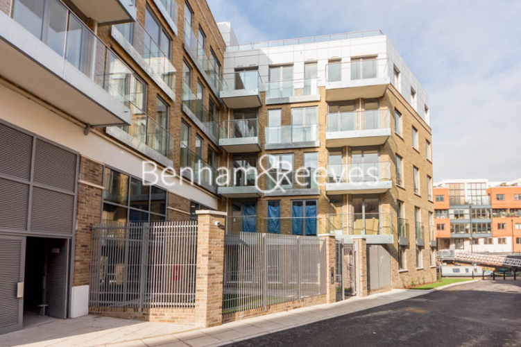 1  bedroom flat to rent in St. Anne's Street, Canary Wharf, E14-image 5