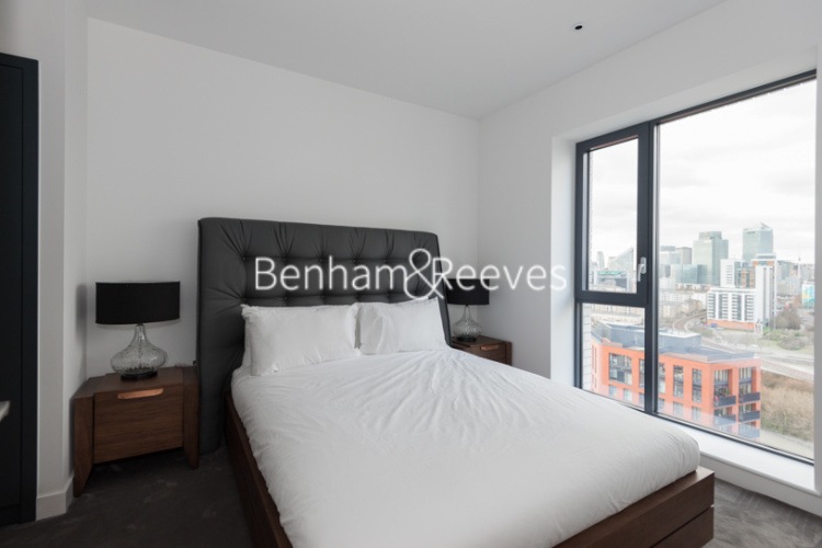 1  bedroom flat to rent in Grantham House,Canning Town, E14-image 4