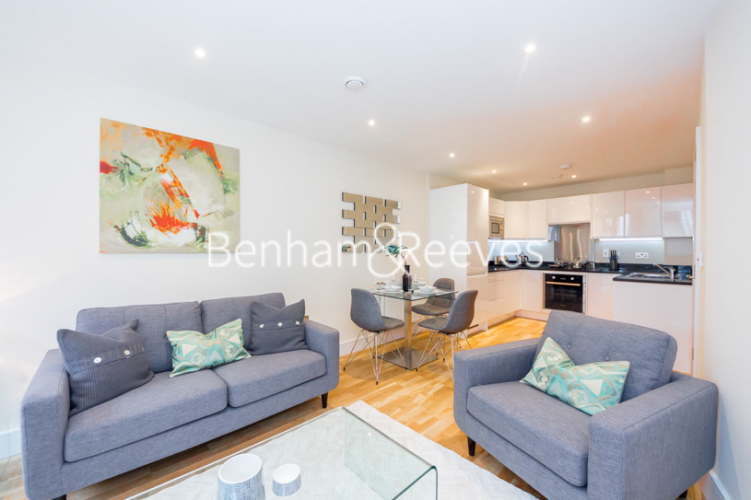 1 bedroom flat to rent in St. Annes Street, Canary Wharf, E14-image 1