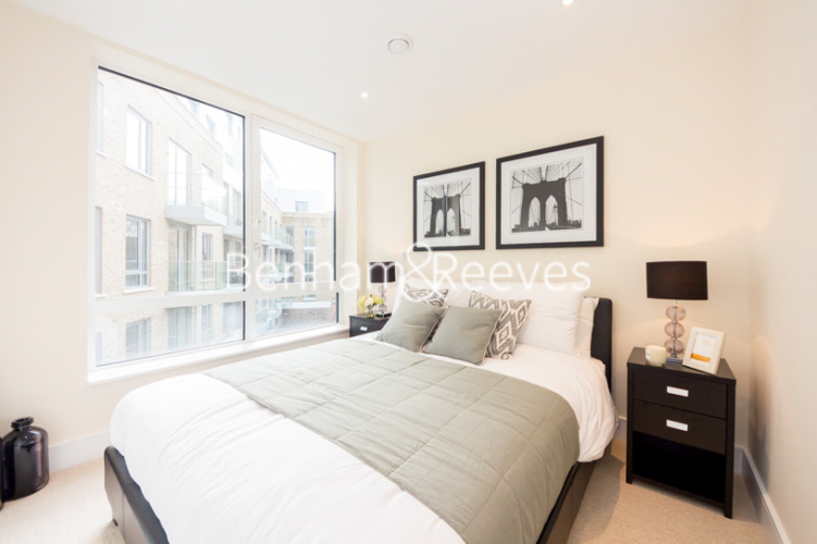 1  bedroom flat to rent in St. Annes Street, Canary Wharf, E14-image 3