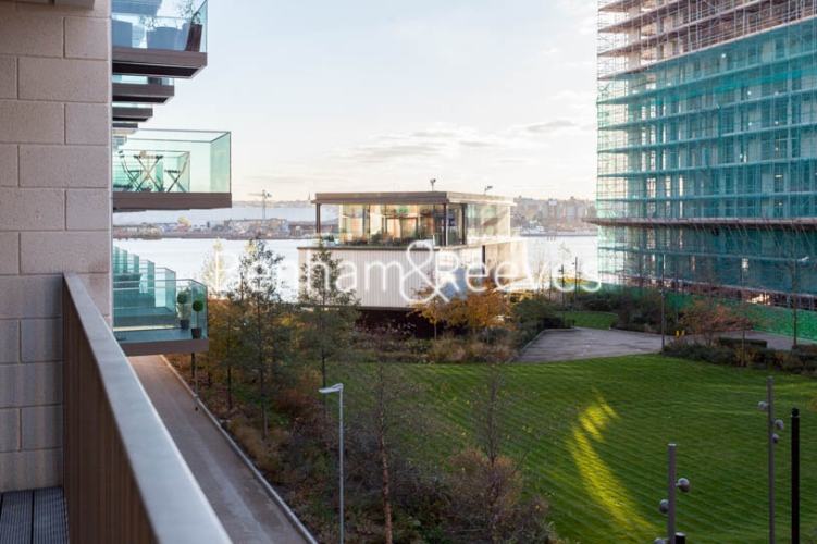 2 bedrooms flat to rent in Royal Wharf, Canary Wharf, E16-image 14