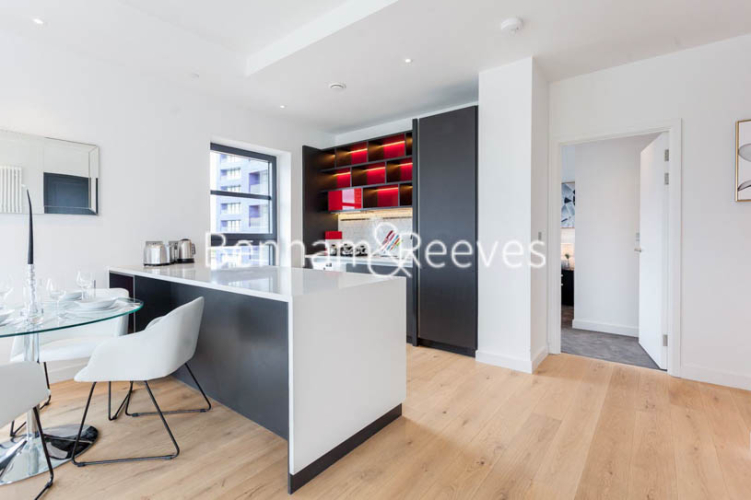 2 bedrooms flat to rent in Lyell Street, Canary Wharf, E14-image 3