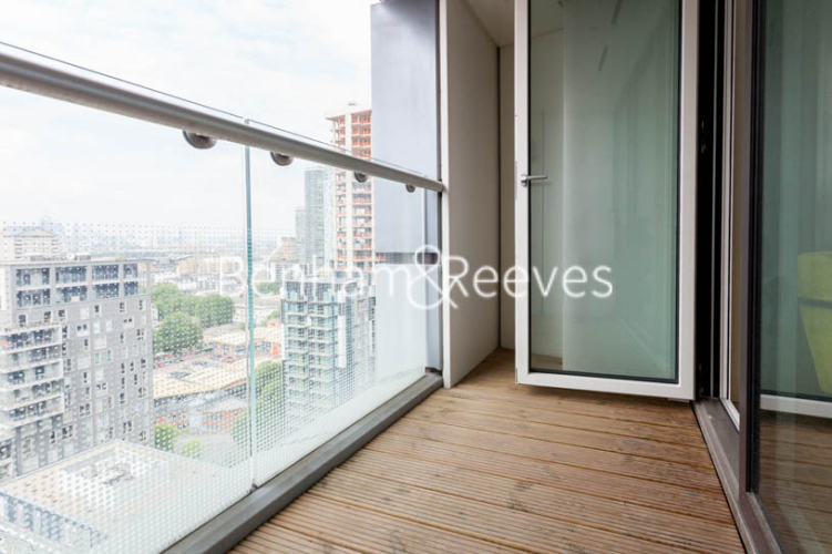 2  bedrooms flat to rent in Duckman Tower, Lincoln Plaza, E14-image 6