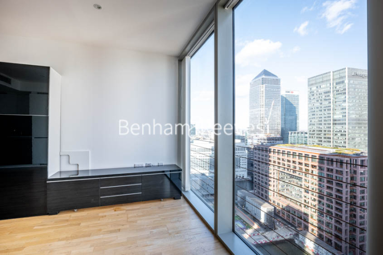 1  bedroom flat to rent in Landmark East, Marsh Wall, E14-image 14