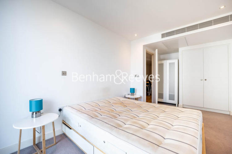 1 bedroom flat to rent in Landmark East, Marsh Wall, E14-image 16