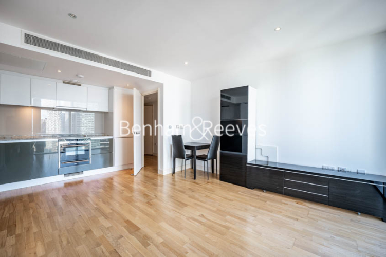 1 bedroom flat to rent in Landmark East, Marsh Wall, E14-image 17